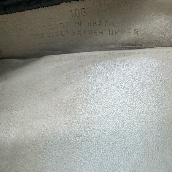 Talbots Gold Buckle Made in Brazil Textured Black Leather Pumps Classic 10 - Picture 3 of 6